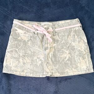 Hollister Beige and Pink Mini Skort